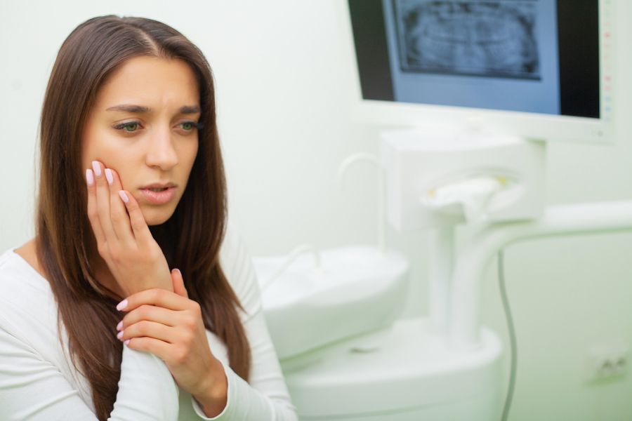 What To Do With A Broken Tooth
